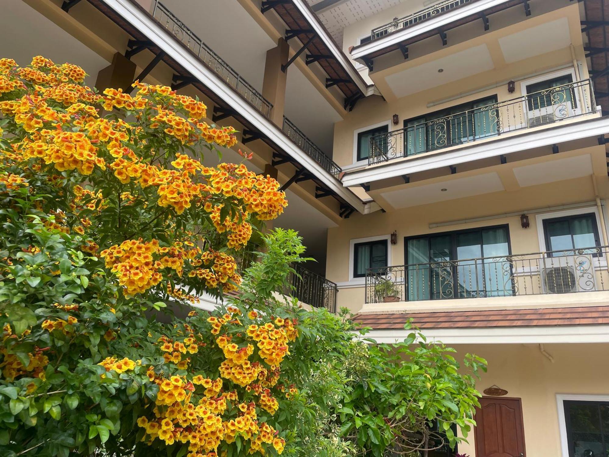 Laph Kham House — Photos 2